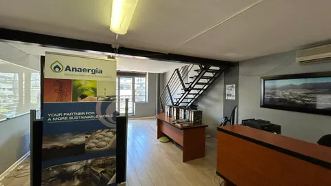 Sovereign Quay, 34 Somerset Road, Green Point